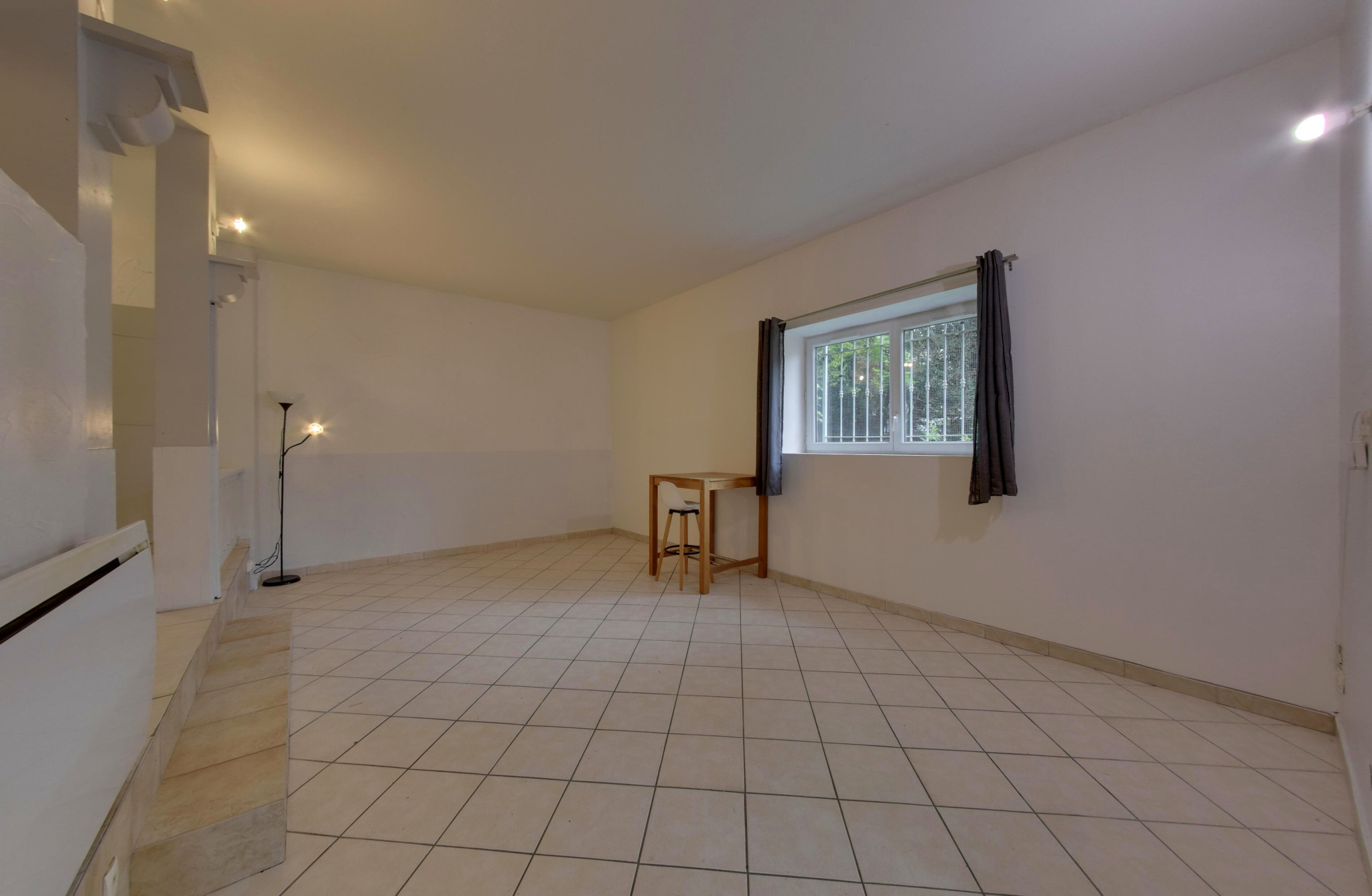 1232 - Photo 1